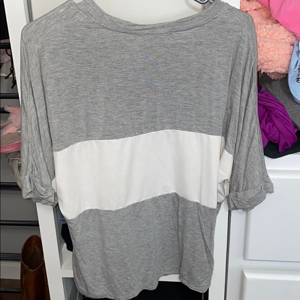 shirt - Picture 3 of 3